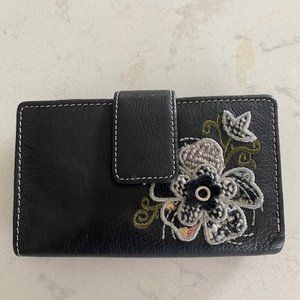 Ladies Genuine Leather Wallet, Black with Flower Motif